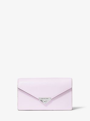 Pochette enveloppe Grace en cuir verni de taille moyenne - LVNDR MIST - Michael Kors