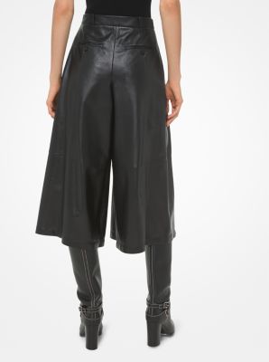 Plong&eacute; Leather Culottes in BLACK | Michael Kors