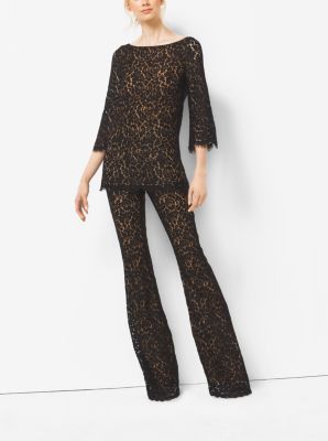 Pantalon &eacute;vas&eacute; en dentelle florale