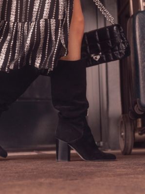 SoHo Large Quilted Crinkled Leather Shoulder Bag