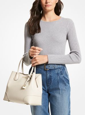 Michael Kors Mercer Gallery Medium Center Zip Tote & What's In My