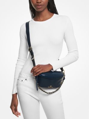 Slater Extra-Small Patent Leather Sling Pack | Michael Kors Canada