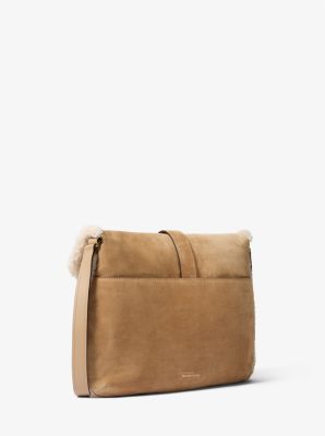 Borsa messenger Darrington grande in pelle scamosciata e shearling