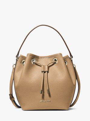 Avery Medium Bucket Messenger Bag in HUSK | Michael Kors