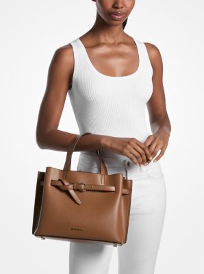Sac Emilia de taille moyenne en cuir grainé in VALISE | Michael Kors