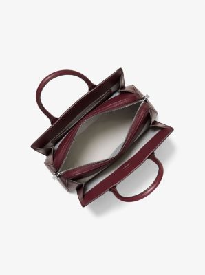 Henkeltasche Laila Medium mit Signature-Logomuster in Metallic-Optik