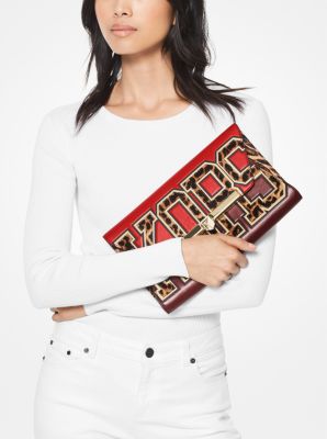 Pochette enveloppe Grace de taille moyenne en cuir verni