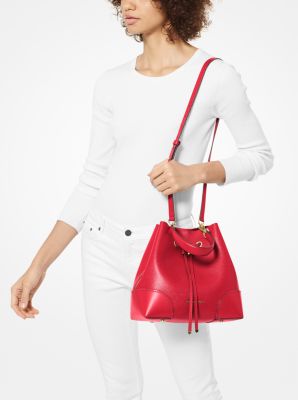 mercer gallery medium pebbled leather shoulder bag