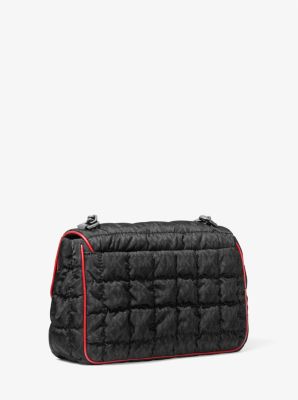 Grand sac &agrave; &eacute;paule Soho en nylon matelass&eacute; &agrave; logo signature