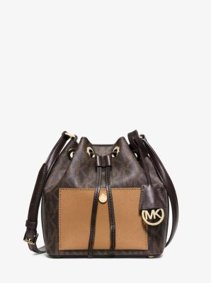 Michael Kors Greenwich Small Bucket Bag