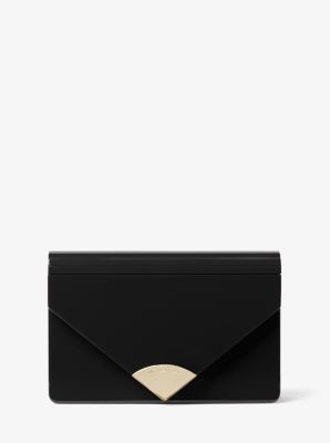 Arriba 74+ imagen michael kors barbara envelope clutch