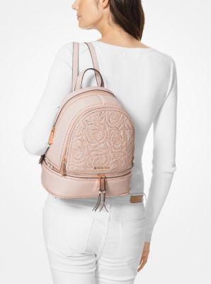 Sac dos Rhea de taille moyenne en cuir clout motif de rose