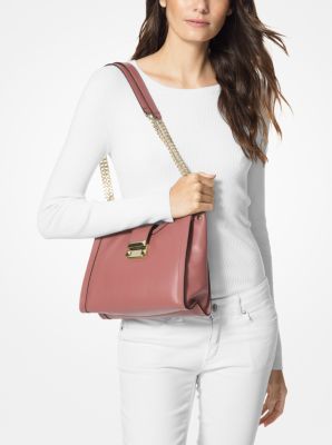 Michael kors whitney chain shoulder clearance bag