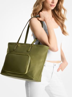 Grand sac fourre-tout Cara en nylon