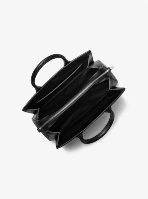 Bolso satchel Laila mediano con logotipo en relieve in NEGRO | Michael Kors