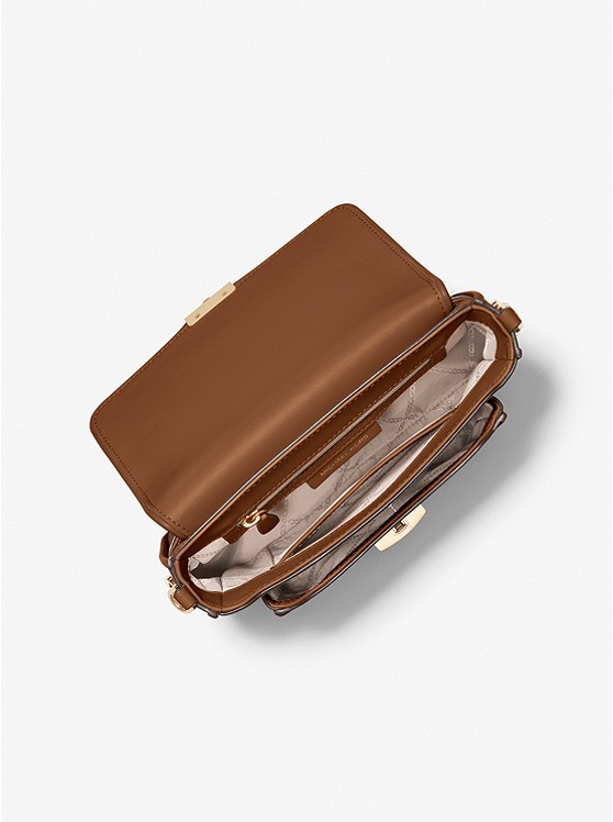 Bradshaw Medium Leather Messenger Bag Luggage