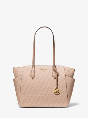 Aprender acerca 61+ imagen michael kors new purses