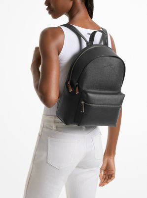 Mochila Sally mediana 2 en 1 de piel saffiano image number 3