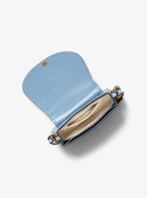 Saddle Bag Josie Medium aus Wildleder mit &Uuml;berwendlingsstich