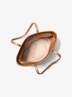 K&ouml;zepes m&eacute;retű, jellegzetes log&oacute;mint&aacute;s, zsebes Marlowe tote t&aacute;ska