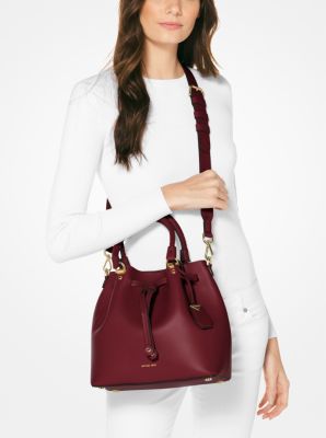 Michael kors md bucket on sale bag