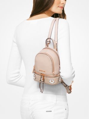 udbrud Ulv i fåretøj Ordinere Rhea Mini Floral Appliqué Leather Backpack | Michael Kors