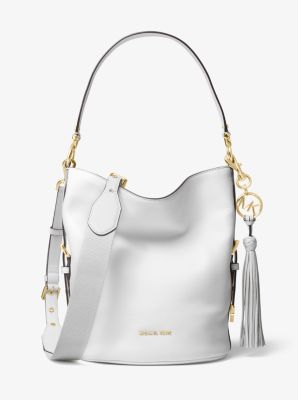 brooke medium pebbled leather bucket bag