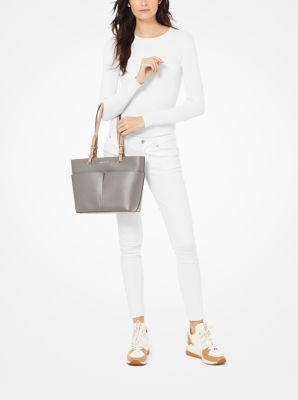 Bedford Medium Pebbled Leather Tote Bag in PEARL GREY | Michael Kors