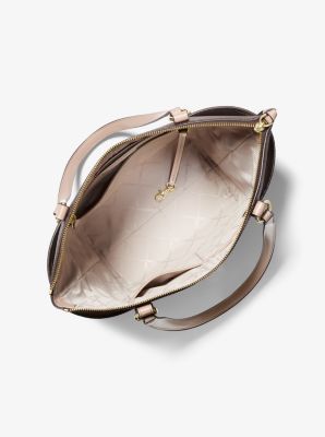 Sac fourre-tout Nomad de taille moyenne à fermeture éclair sur le dessus et à logo