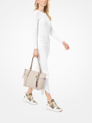 Sullivan Medium Saffiano Leather Top-Zip Tote Bag image number 2