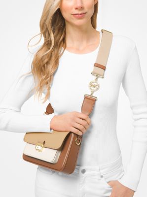 Michael Kors Hand or shoulder bag in camel leather. Gol…