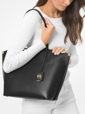 Bolso tote Jane grande de piel granulada in NEGRO | Michael Kors