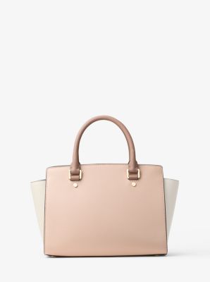 Why I Love The Michael Kors Selma Bag 