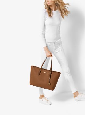 Jet Set Medium Saffiano Leather Top-Zip Tote Bag image number 2