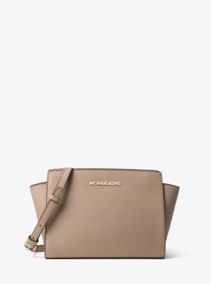 Michael kors selma on sale medium saffiano leather messenger