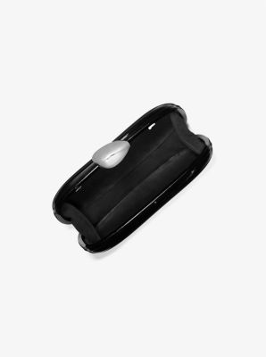 Petite minaudière Tina en cuir verni