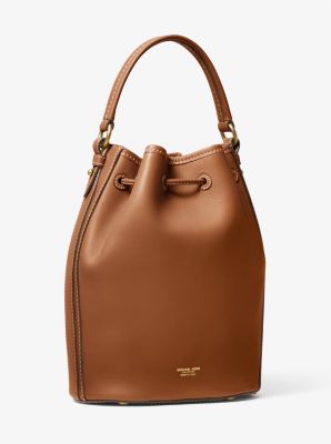 Bombonera Monogramme mediana de piel in CASTA&Ntilde;O | Michael Kors