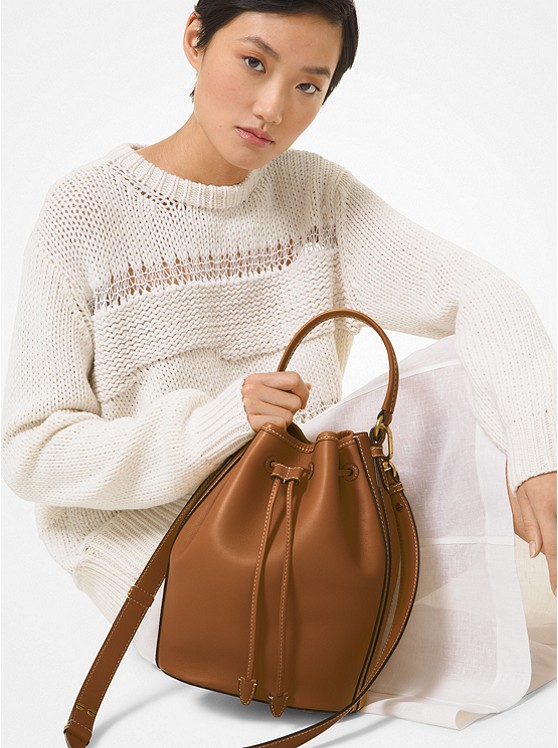 Monogramme Medium Leather Bucket Bag