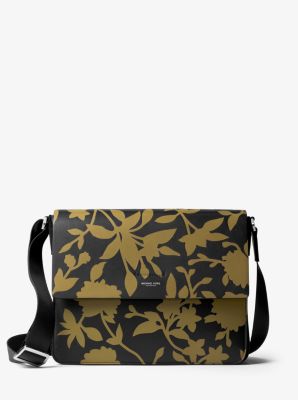 Carmen Medium Leather Crossbody