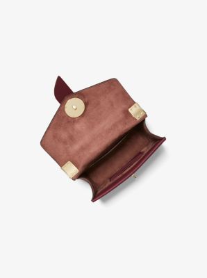 Umhängetasche Greenwich Extra-Small aus Lackleder mit Nieten image number 1