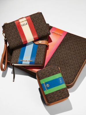 Adele Logo Stripe Smartphone Wallet image number 3
