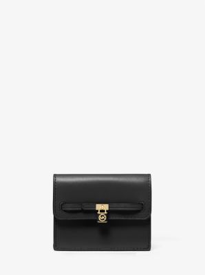 Michael kors large leather card online case