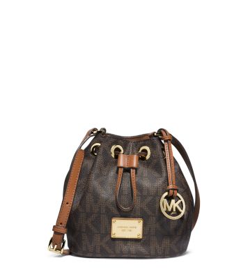 michael kors jules drawstring bag