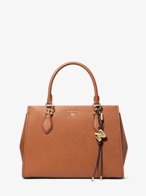 Breloque de sac initiale dorée avec cordon moucheté in OR 18 CARATS | Michael Kors