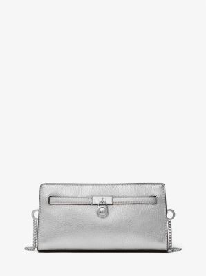 Thumbnail - MK Wandelbare Umhängetasche Hamilton Moderne Extra-Small Aus Leder In Metallic-Optik - Silberton - Michael Kors