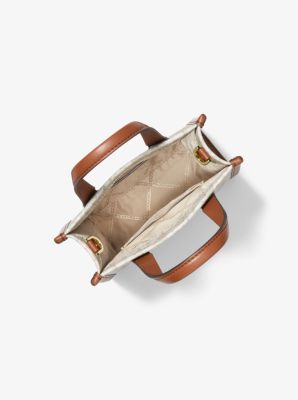 Très petit sac à bandoulière Gigi à logo Empire emblématique image number 1
