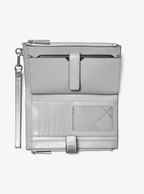 Smartphone-Brieftasche Jet Set Large aus gekrispeltem Leder in Metallic-Optik image number 1