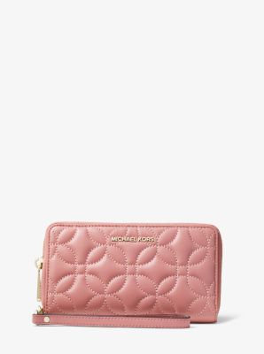 Michael kors large quilted leather store smartphone wristlet