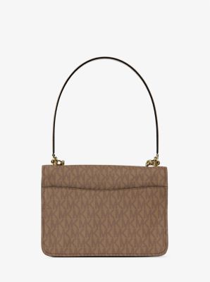 Kis m&eacute;retű, jellegzetes log&oacute;mint&aacute;s Claire keresztp&aacute;ntos t&aacute;ska in H&Eacute;J | Michael Kors