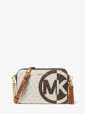 coach purse from ginny and georgia